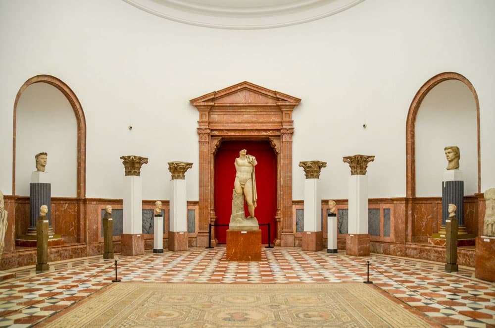 Statue romaine au Musée Archéologique de Séville